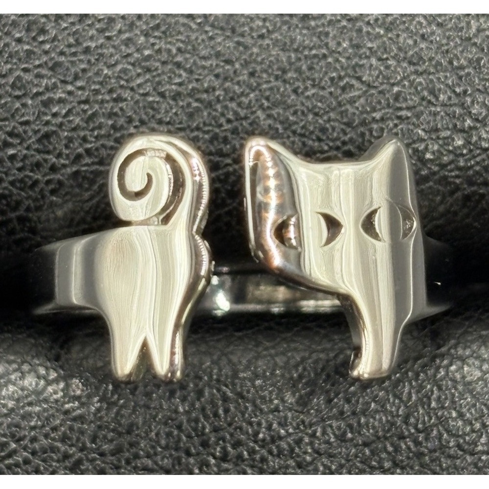 New Condition Sterling Silver Cat Ring Size 7 Adjustable 925